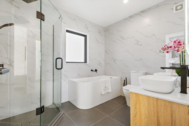 Photo of property in 6 Hato Road, Hobsonville, Auckland, 0616