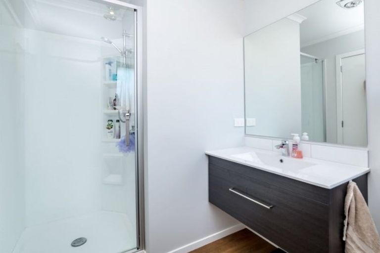 Photo of property in 4 Tarata Grove, Lansdowne, Masterton, 5810