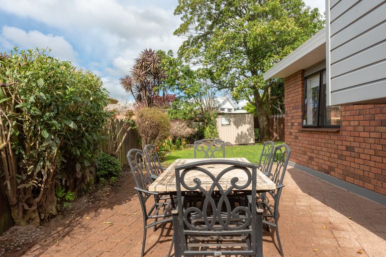 Photo of property in 10 Forrester Drive, Welcome Bay, Tauranga, 3112