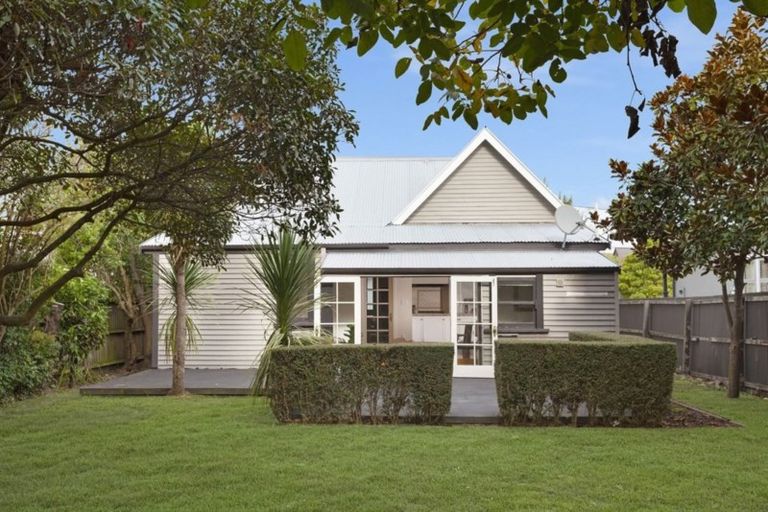 Photo of property in 23 Boon Street, Sydenham, Christchurch, 8023