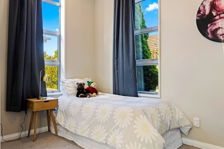 Photo of property in 121c Jeffreys Road, Strowan, Christchurch, 8052