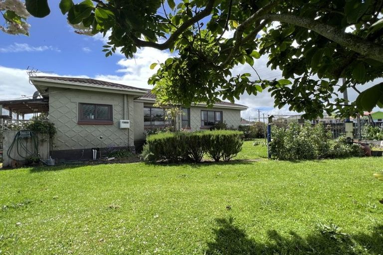 Photo of property in 51 Seymour Street, Waitara, 4320