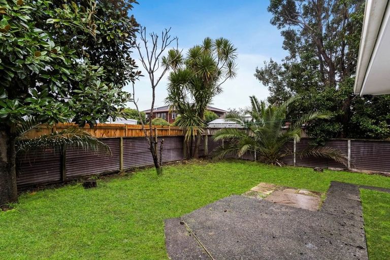 Photo of property in 4/14 Blockhouse Road, Avondale, Auckland, 1026