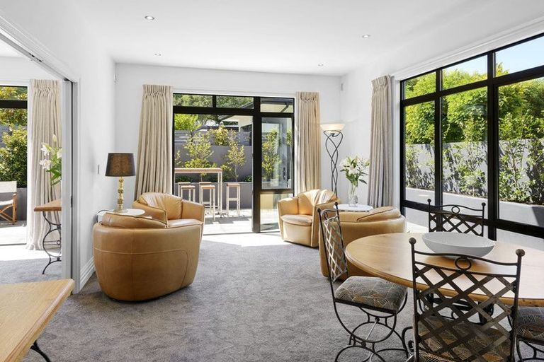 Photo of property in 40b Mcdougall Avenue, St Albans, Christchurch, 8014