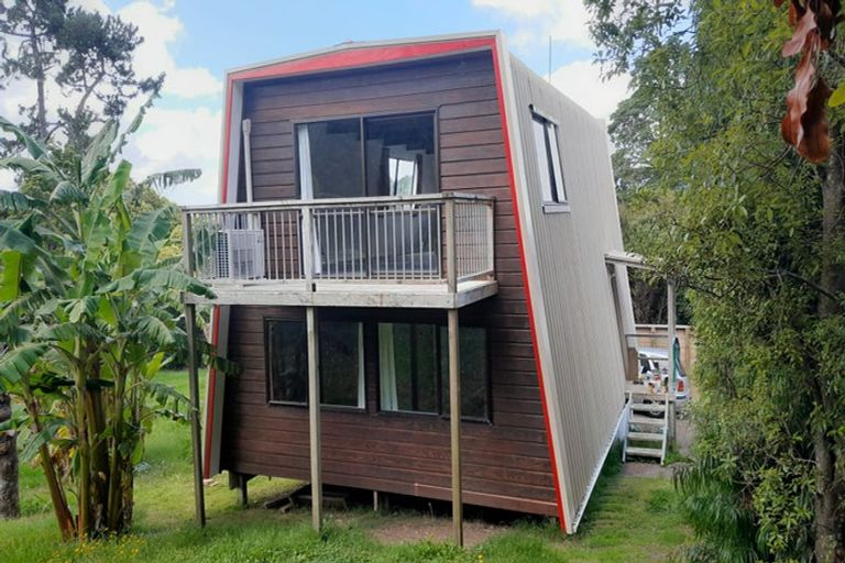 Photo of property in 4/18 Edgerton Road, Te Atatu Peninsula, Auckland, 0610