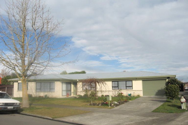 Photo of property in 4 Omega Place, Parkvale, Hastings, 4122