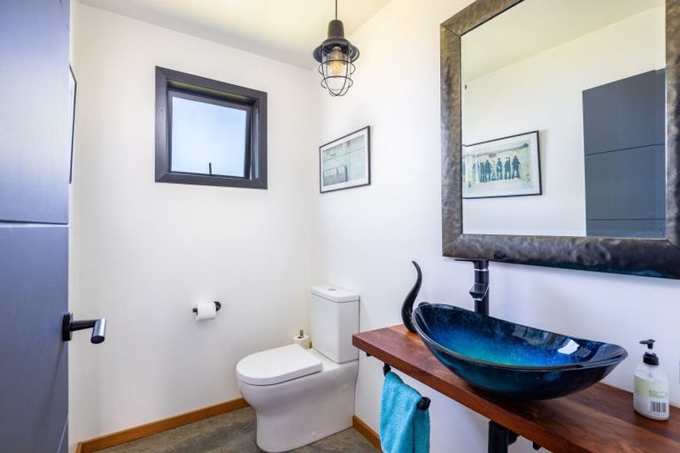 Photo of property in 31 Kaihihi Road, Okato, New Plymouth, 4381