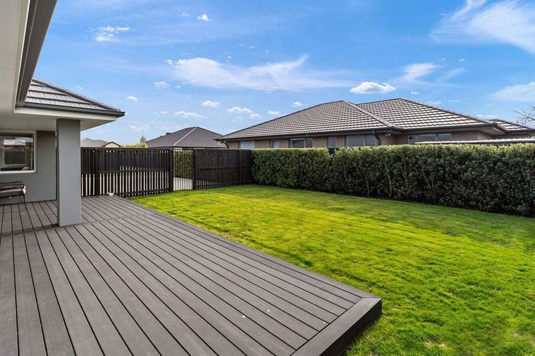 Photo of property in 37 Billington Drive, Halswell, Christchurch, 8025