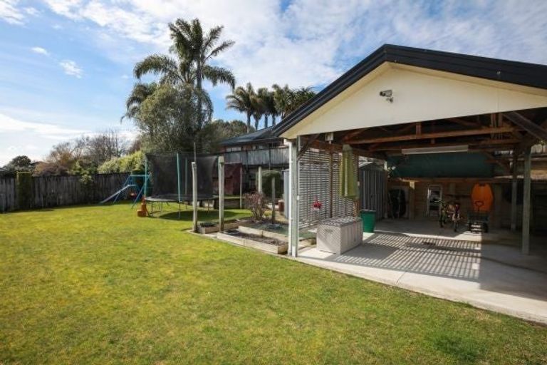 Photo of property in 33 Twickenham Place, Nawton, Hamilton, 3200