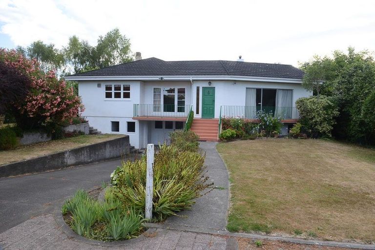 Photo of property in 63 Havelock Road, Havelock North, 4130