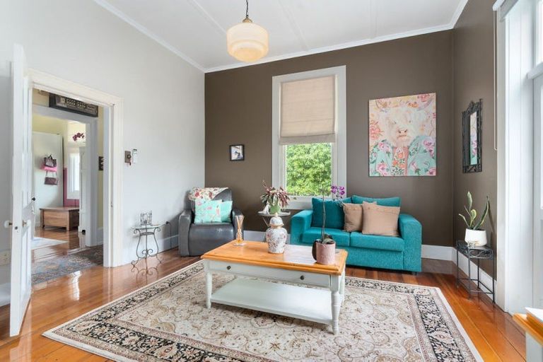 Photo of property in 463 High Street South, Carterton, 5713