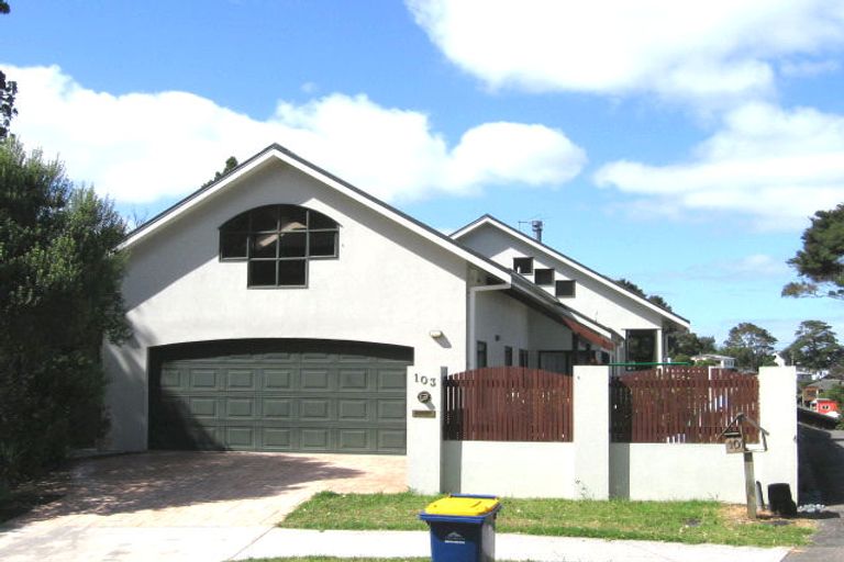 Photo of property in 103 Hadfield Street, Beach Haven, Auckland, 0626