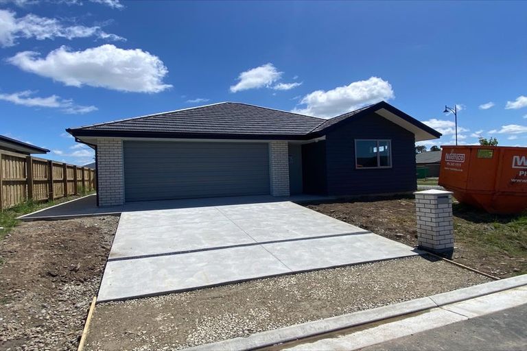 Photo of property in 14 Silverstone Loop, Rolleston, 7615