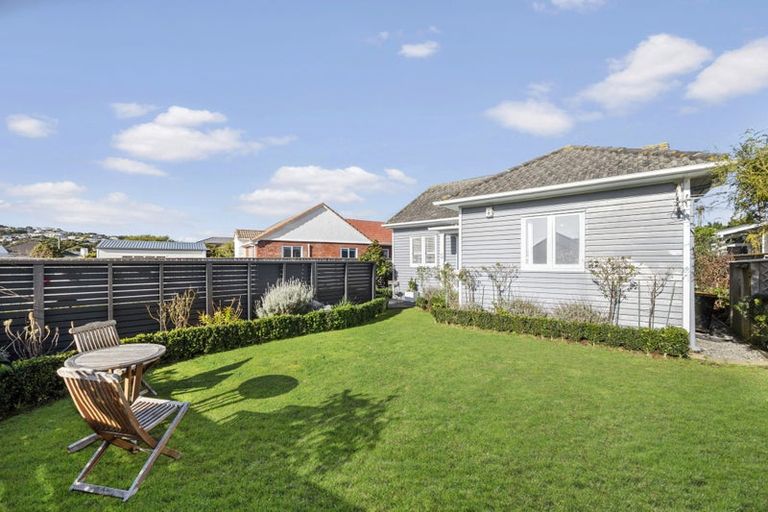 Photo of property in 13 Wayside, Miramar, Wellington, 6022