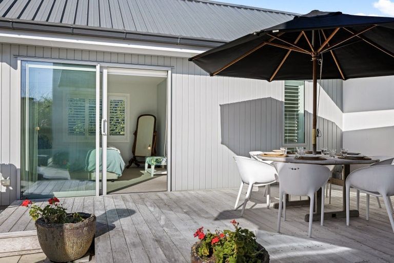 Photo of property in 8 Point Wells Road, Point Wells, Warkworth, 0986