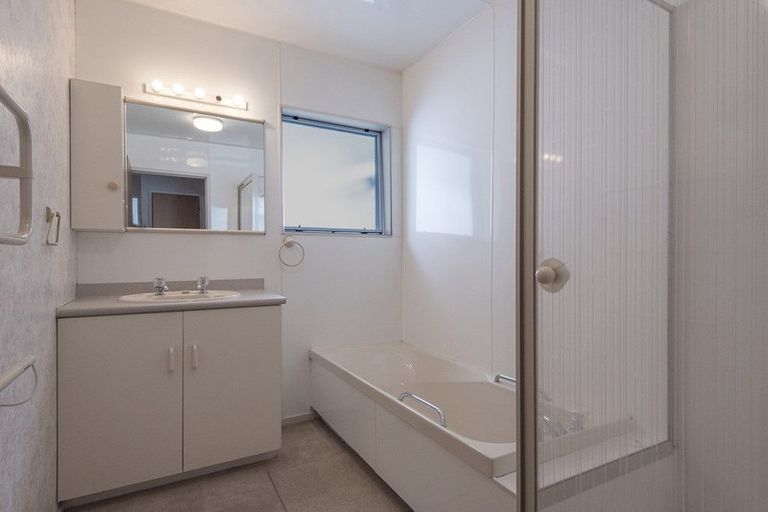 Photo of property in 1/8 Princes Street, Kensington, Whangarei, 0112