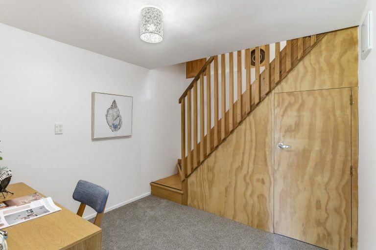 Photo of property in 7 Whyte Street, Paraparaumu Beach, Paraparaumu, 5032