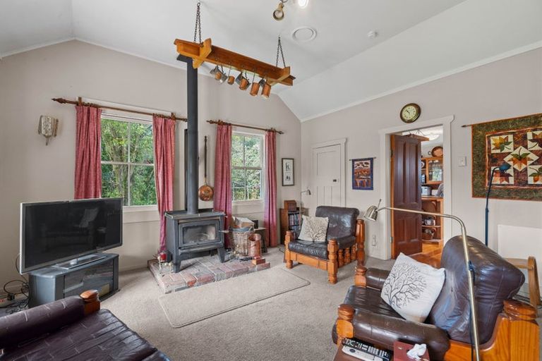 Photo of property in 12 Church Street, Greytown, 5712