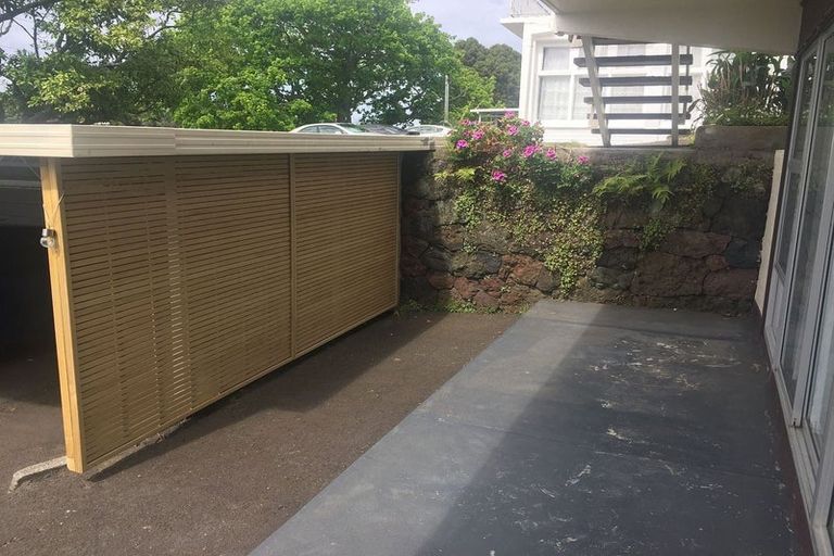 Photo of property in 1/23b Hillsborough Road, Hillsborough, Auckland, 1042