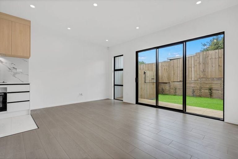 Photo of property in 6/25 Abbotleigh Avenue, Te Atatu Peninsula, Auckland, 0610