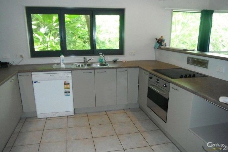 Photo of property in 3/43 Howe Street, Howick, Auckland, 2014