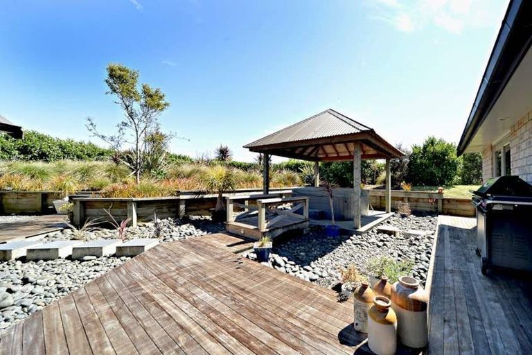 Photo of property in 67 Old Barn Road, Opaheke, Papakura, 2584