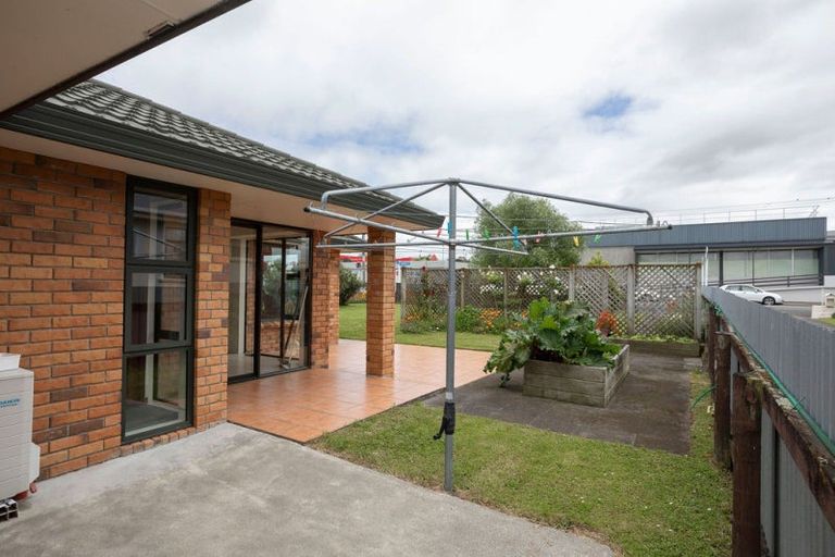 Photo of property in 1a Alma Street, Dannevirke, 4930