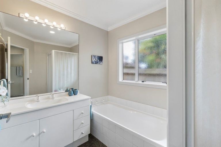Photo of property in 13b Oceanbeach Road, Mount Maunganui, 3116