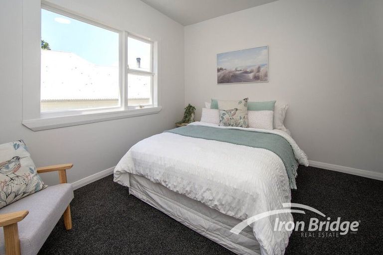 Photo of property in 24 Voelas Road, Lyttelton, 8082