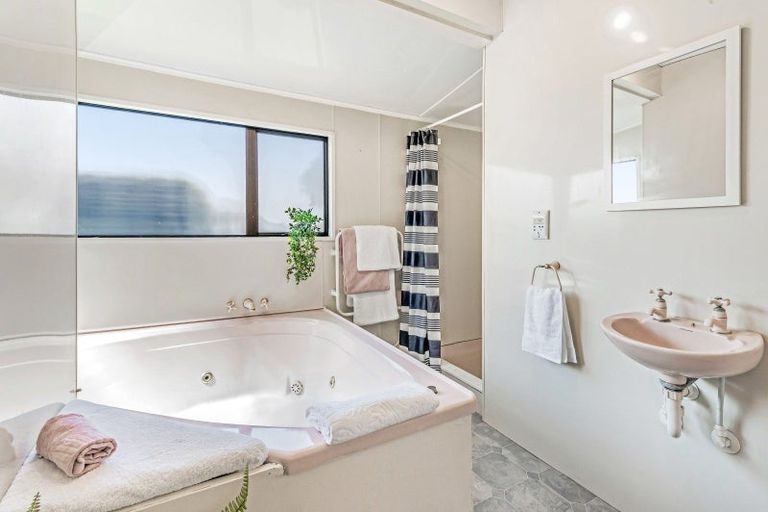 Photo of property in 40 Hororata Dunsandel Road, Dunsandel, 7682