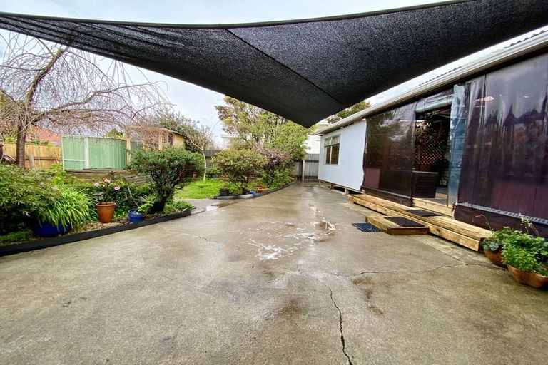 Photo of property in 1020 Tremaine Avenue, Roslyn, Palmerston North, 4414