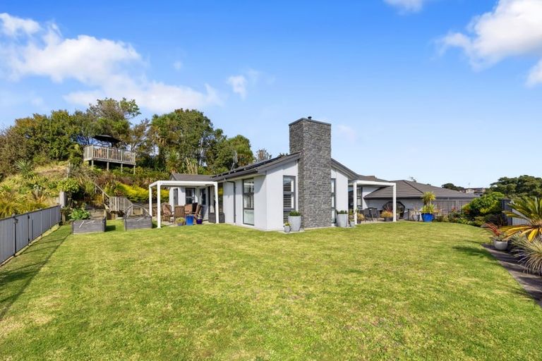 Photo of property in 32 Riddington Rise, Ohauiti, Tauranga, 3112