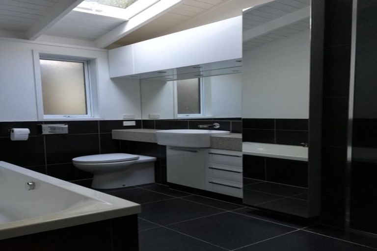 Photo of property in 62 Church Street, Devonport, Auckland, 0624