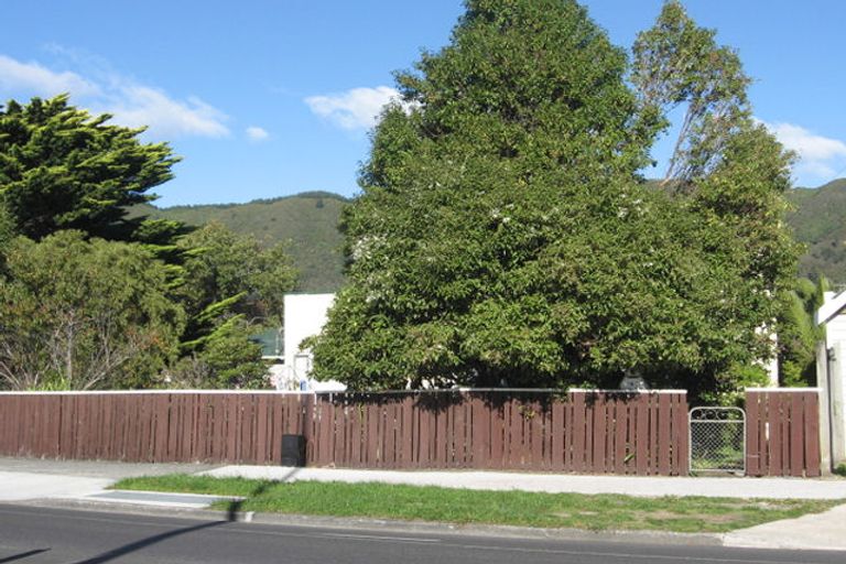 Photo of property in 158 Naenae Road, Naenae, Lower Hutt, 5011