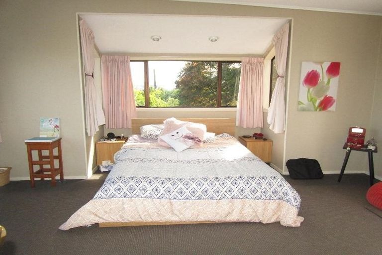 Photo of property in 12 Waihora Street, Taupo, 3330