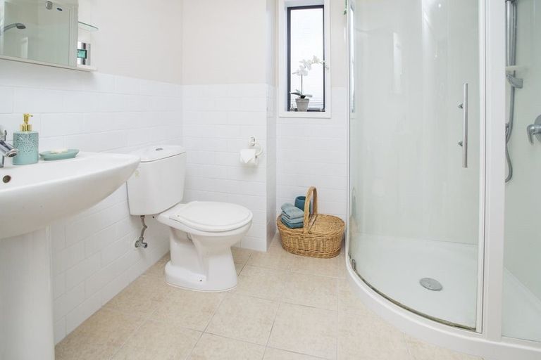 Photo of property in 14/5 Cook Street, Howick, Auckland, 2014