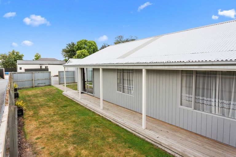 Photo of property in 32 Rata Street, Rangiora, 7400