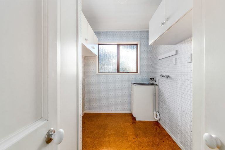 Photo of property in 4 Wharepaina Crescent, Springfield, Rotorua, 3015