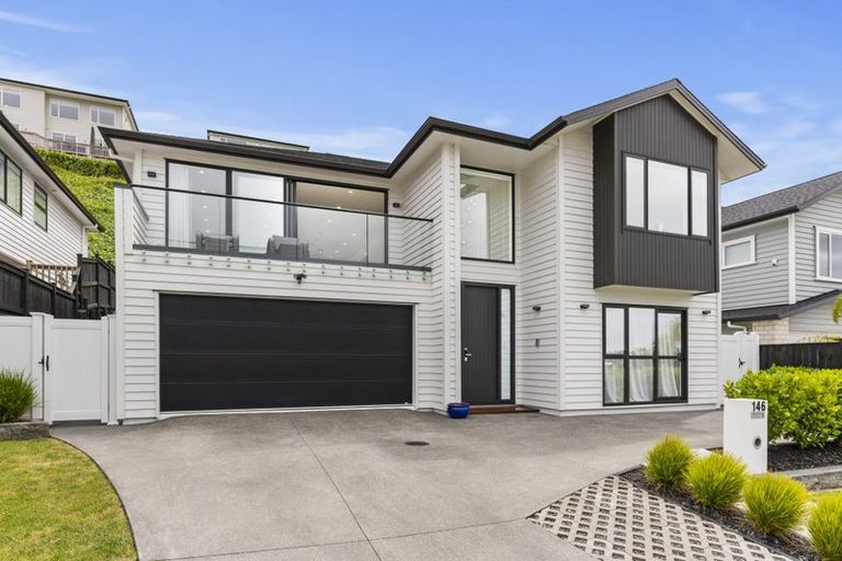 Photo of property in 146 Arran Point Parade, Orewa, 0931