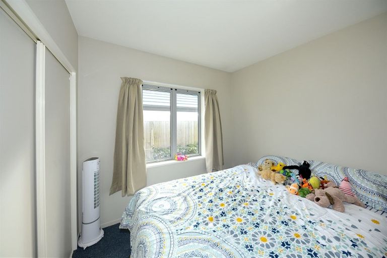 Photo of property in 2/10 Collins Street, Addington, Christchurch, 8024