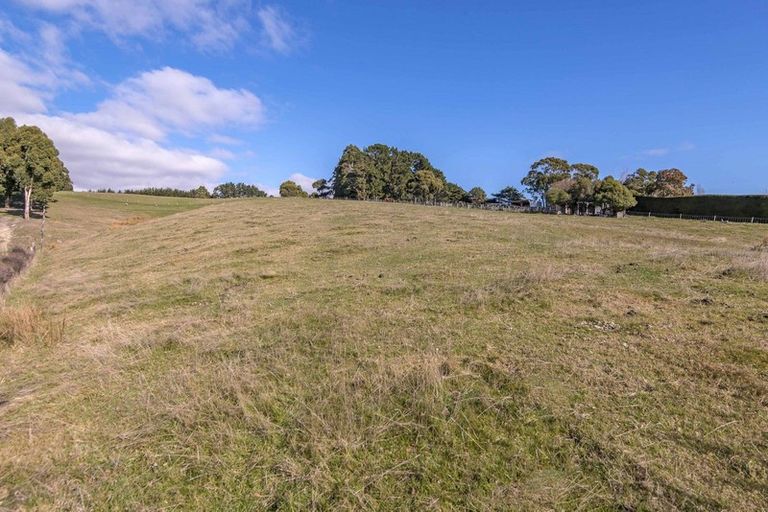 Photo of property in 306 Bayview Road, Diamond Harbour, 8972