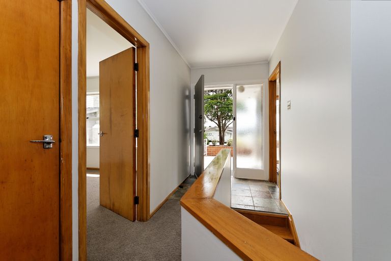 Photo of property in 57 Exminster Street, Blockhouse Bay, Auckland, 0600