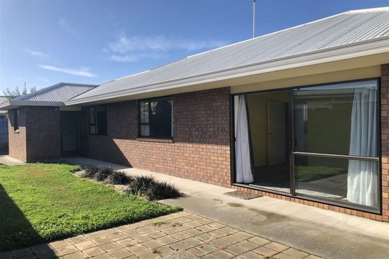Photo of property in 2/16 Norwood Street, Waimataitai, Timaru, 7910