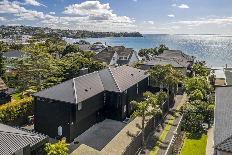 Photo of property in 34a Saltburn Road, Milford, Auckland, 0620