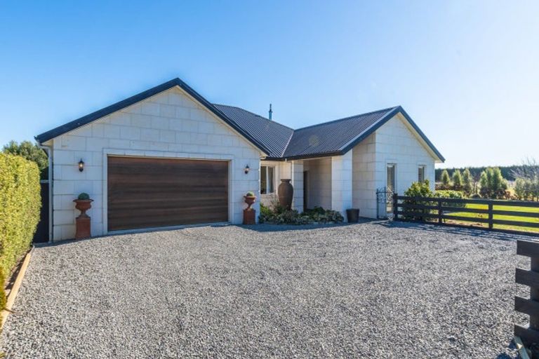 Photo of property in 1/118 Alpineview, West Melton, Christchurch, 7675