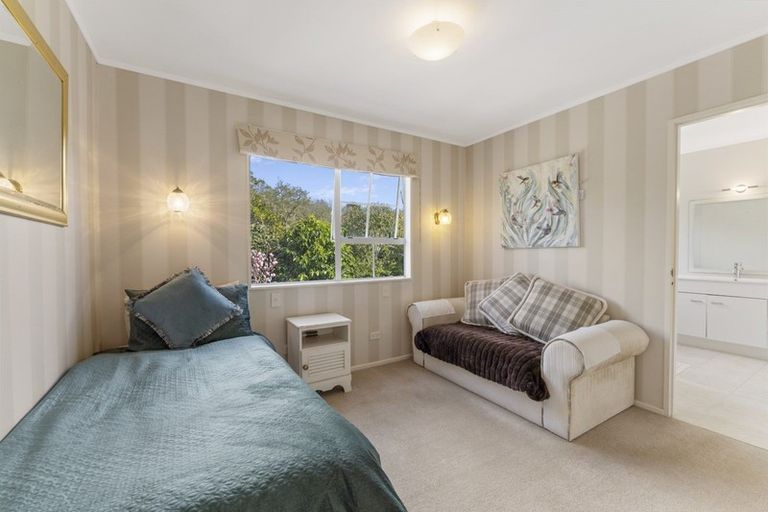 Photo of property in 469a Te Moana Road, Waikanae, 5036