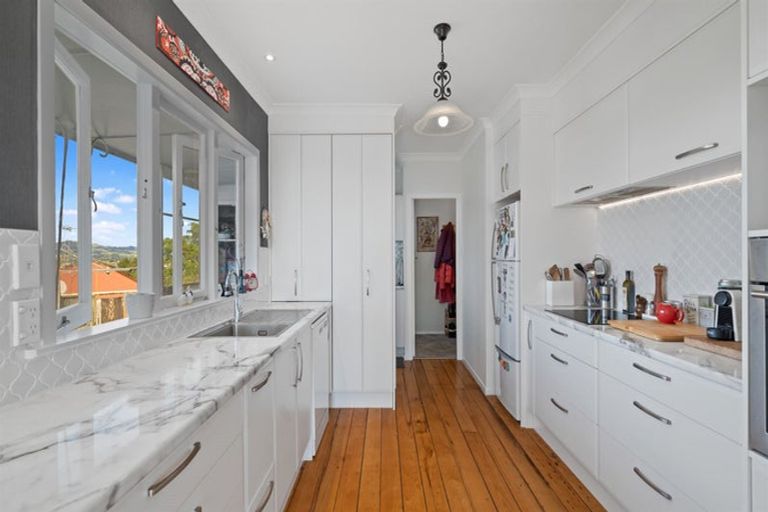 Photo of property in 188 Cambridge Road, Bethlehem, Tauranga, 3110