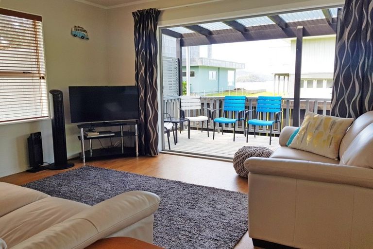 Photo of property in 11 Te Kapua Street, Oakura, Hikurangi, 0184