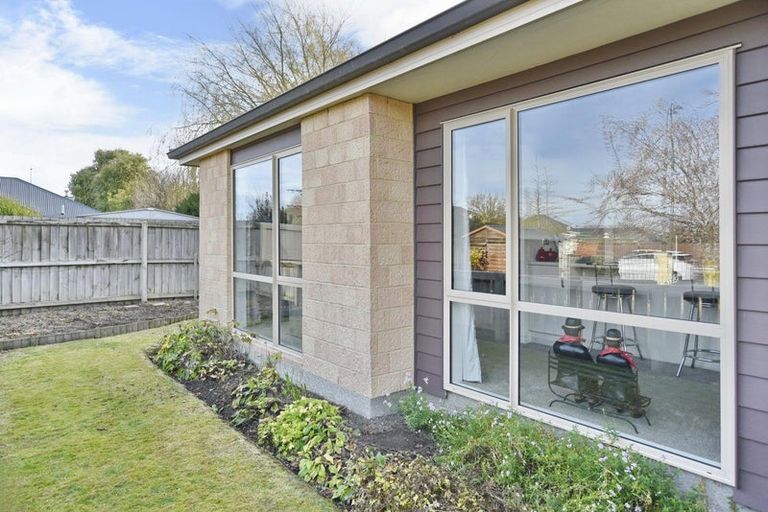 Photo of property in 3 Reeves Road, Rangiora, 7400