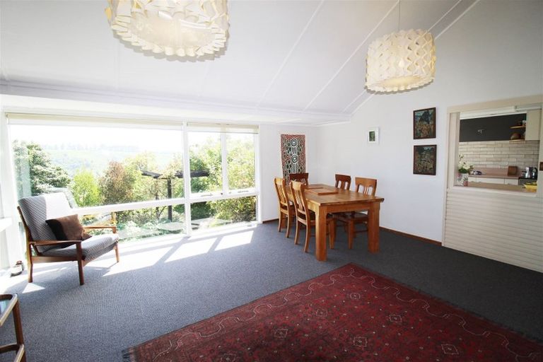Photo of property in 16 Solway Street, Holmes Hill, Oamaru, 9401